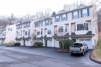 21 Great Oak Ridge Way unit 21, Seymour, CT 06483 - photo 2