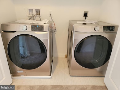 573 Brook Shire Ct, Mechanicsburg, PA 17055 - photo 5