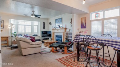 894 E Hamlet Circle N Midway-11