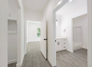 4927 Bostic St, Houston, TX 77016 - photo 7