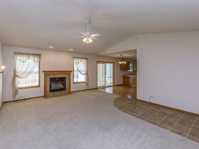 2295 Robert Dr, Marion, IA 52302 - photo 3