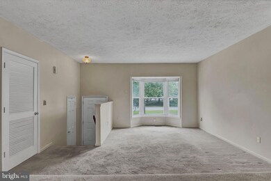 13408 Elevation Ln, Herndon, VA 20171 - photo 4