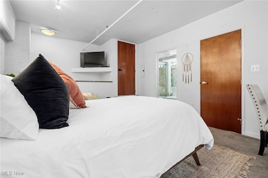 Apartment 92 Water Street unit 317, Cleveland, OH 44113 - photo 7