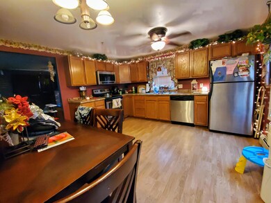 6 Meadow View unit 6B, Sanford, ME 04073 - photo 6