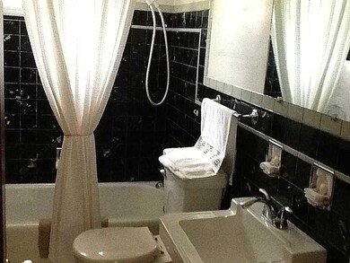 Master Bath/Spa.