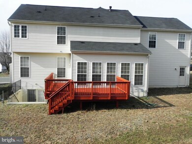 2724 Myrtlewood Dr, Dumfries, VA 22026 - photo 2