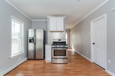 29 Lewis St, Haverhill, MA 01830 - photo 4