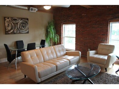 70 Foundry St unit 311, Manchester, NH 03102 - photo 3