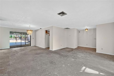 6811 Sandalwood Ln, Naples, FL 34109 - photo 5