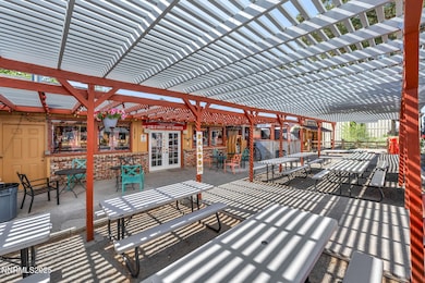 102-web-or-mls-171-161-s-c-st