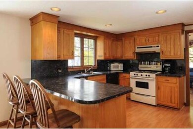 83 Birch Ln, North Falmouth, MA 02556 - photo 6