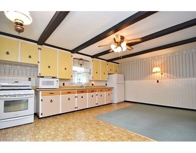 22 Carter Ave, Blackstone, MA 01504 - photo 2