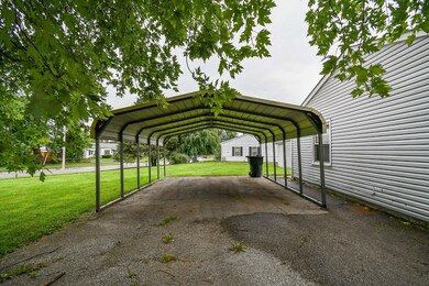 162 Phelps Rd-4