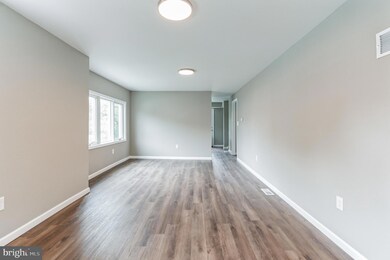 220 W Evergreen Ave, Somerdale, NJ 08083 - photo 7