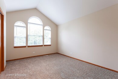 2084 Kensington Place, Aurora, IL 60506 - photo 2