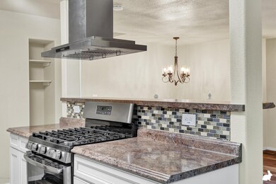 12_Kitchen