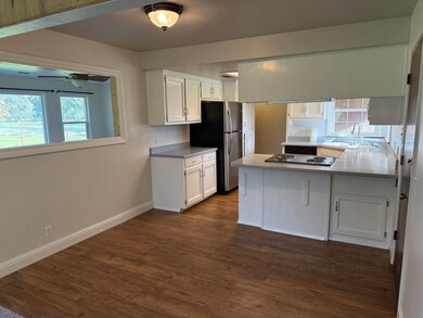 17140 Evergreen Rd, Cottonwood, CA 96022 - photo 6