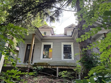 324 E Seneca Turnpike, Syracuse, NY 13205 - photo 4