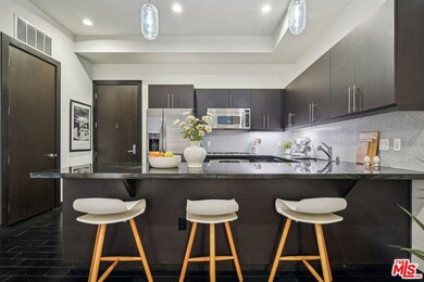 655 Hope unit 1006, Los Angeles, CA 90017 - photo 7