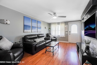 286 Brighton St, Staten Island, NY 10307 - photo 4