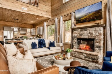 4249WolfHollowWay-012-4000