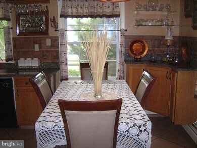 35 Snowflower Ln, Willingboro, NJ 08046 - photo 7