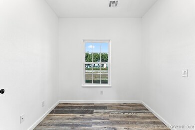 1100 W Main St, Beggs, OK 74421 - photo 7