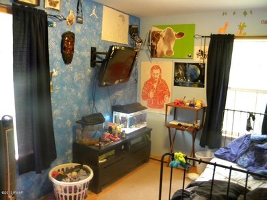 115 Muldovan Dr, Hawley, PA 18428 - photo 7