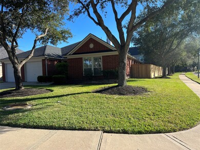 2227 Ridgefield Park Ln, Richmond, TX 77469 - photo 2