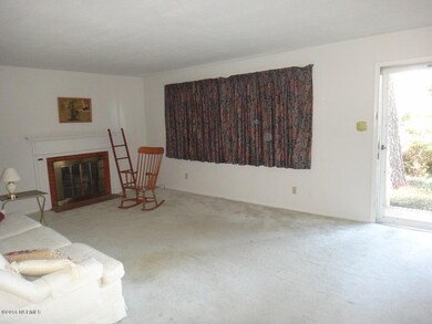 1004 Daniel Dr, Jacksonville, NC 28540 - photo 5