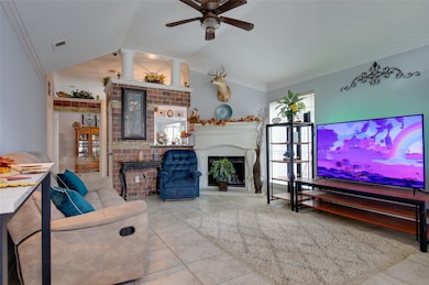 15922 Riverside Grove Dr, Houston, TX 77083 - photo 6