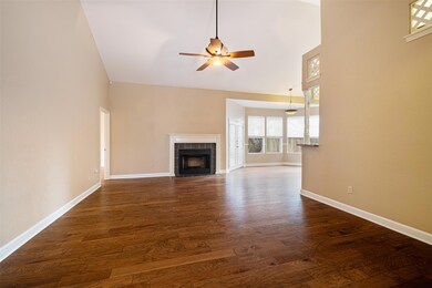 12505 Hunters Chase Dr, Austin, TX 78729 - photo 5