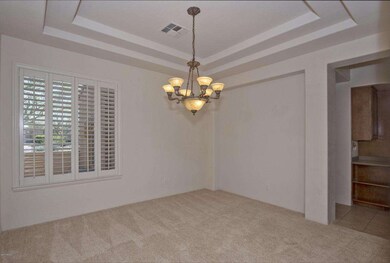 005_Formal Dining