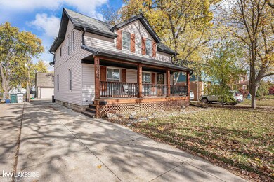 1322 Catalpa Dr, Berkley, MI 48072 - photo 4