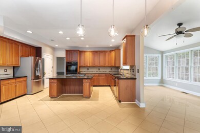 26125 Wendell St, Chantilly, VA 20152 - photo 4