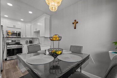 07-GlenoaksBlvd-f8127f54d3