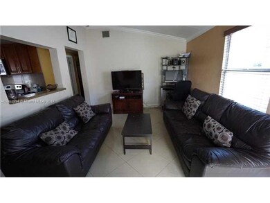 2323 Douglas St, Hollywood, FL 33020 - photo 2