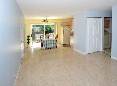 205 Bolz Rd, Carpentersville, IL 60110 - photo 4