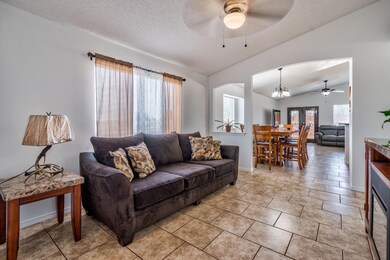 11501 Flor Liatris Dr, Socorro, TX 79927 - photo 6