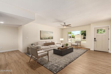 3_Living Room