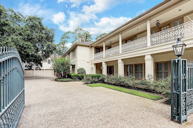 221 Kensington Ct, Houston, TX 77024 - photo 5