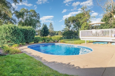 Pool is 17'x27' and is 5' deep