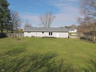 589 S 100 W, Franklin, IN 46131 - photo 5
