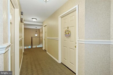 5831 Cove Landing Rd unit 101, Burke, VA 22015 - photo 3
