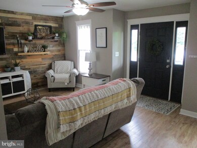 634 Knightsbridge Dr, Hagerstown, MD 21740 - photo 7