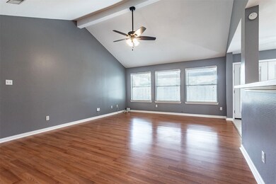 2707 Quail Run Dr, Alvin, TX 77511 - photo 6