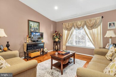 907 Devine Dr, Strasburg, VA 22657 - photo 4