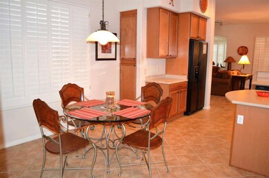 Eat-in kitchen