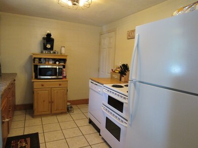 501 E Carlton Ave, Elkhart, IN 46517 - photo 4