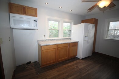 unlisted-address, Bloomington, IL 61701 - photo 6